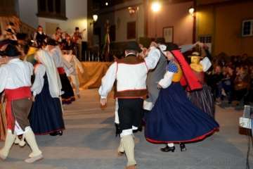 Centro y Anzar, de Telde, en el III Festival Folclórico Herencias (Foto Francisco Javier Santana)